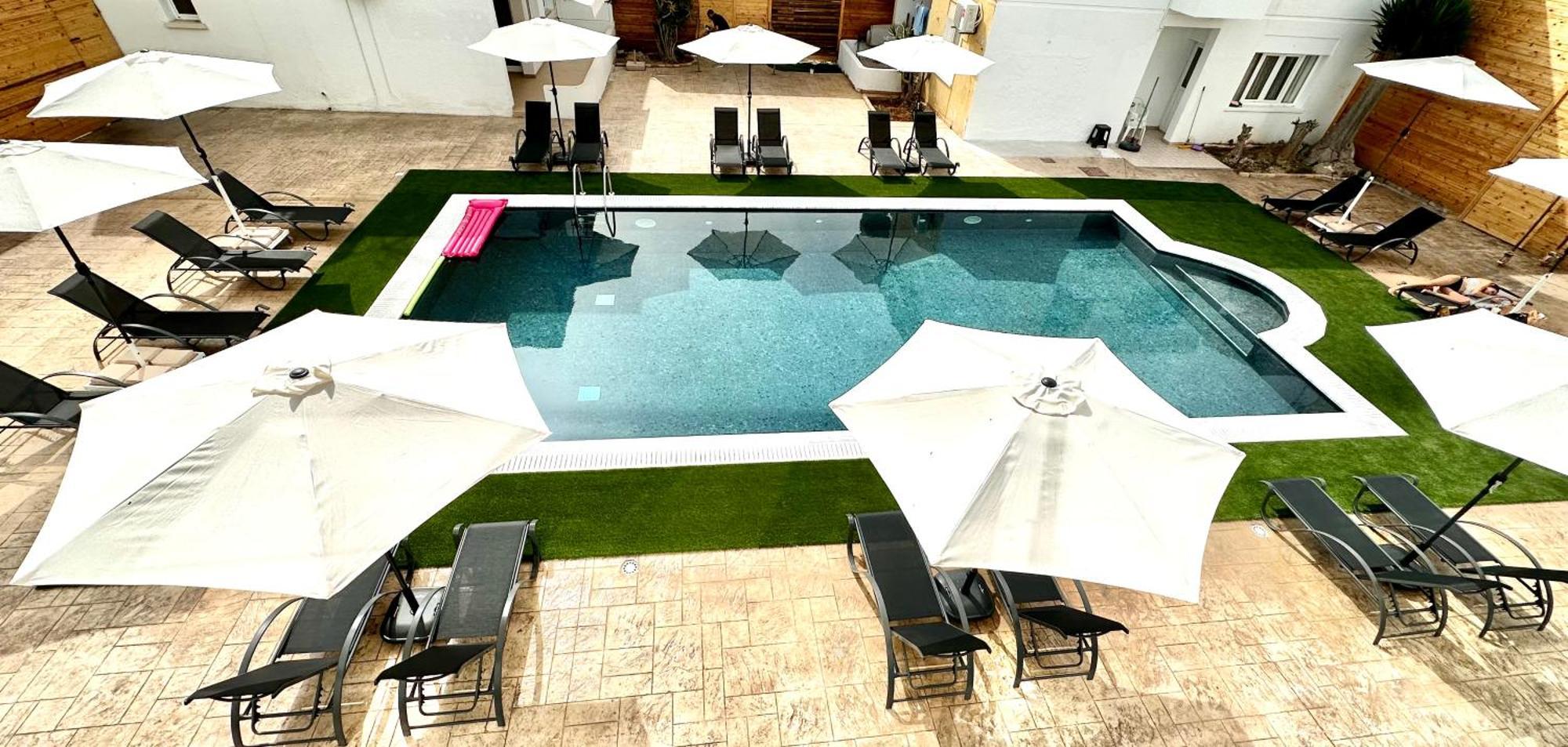 Sun Plaza Suites - Adults Only アヤナパ エクステリア 写真