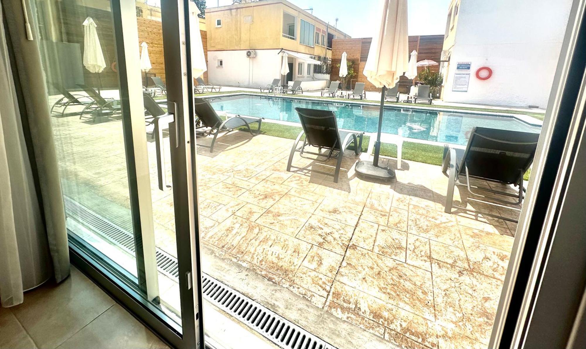 Sun Plaza Suites - Adults Only アヤナパ エクステリア 写真